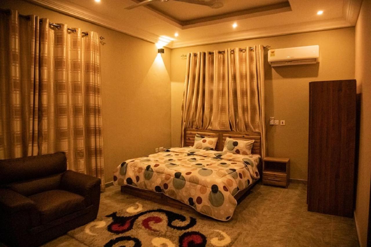 אקרה Bays Boutique Apartment מראה חיצוני תמונה