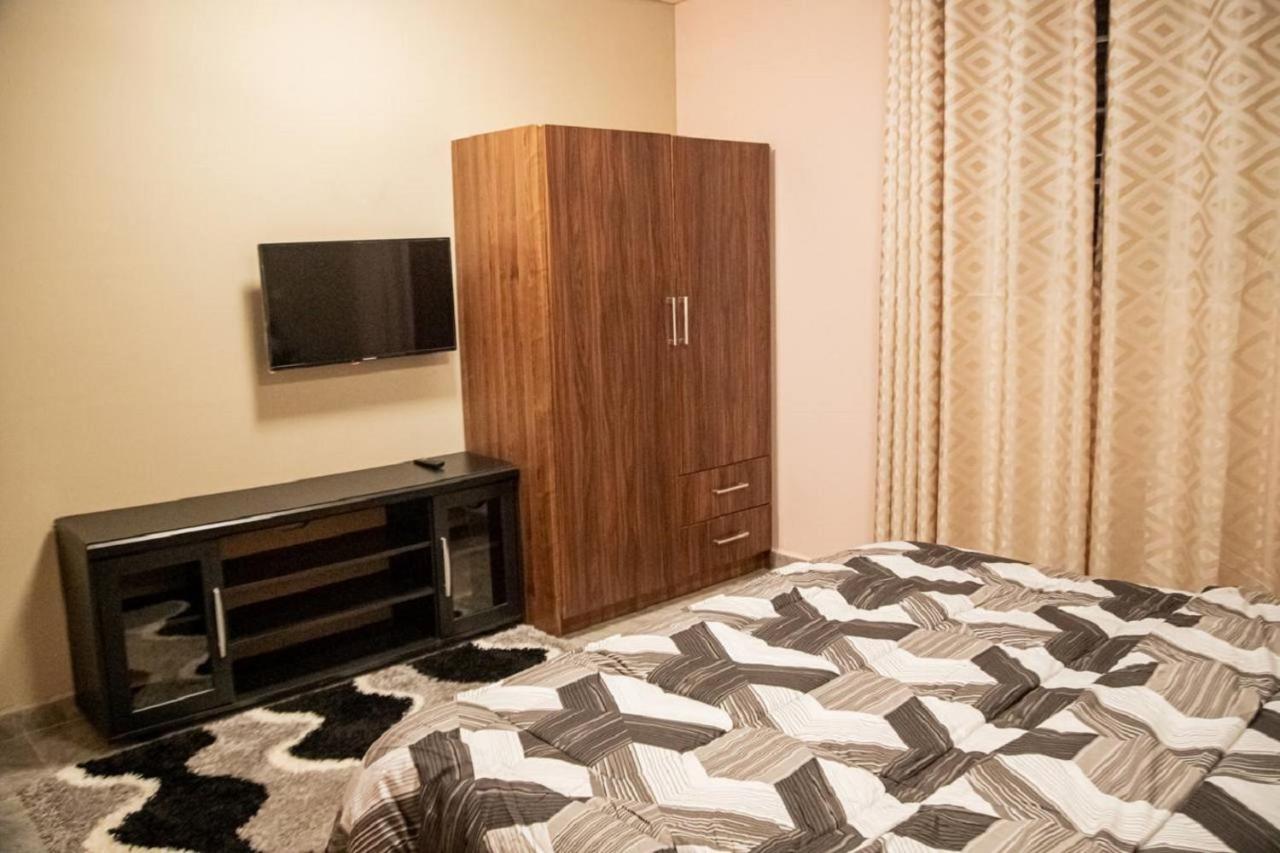 אקרה Bays Boutique Apartment מראה חיצוני תמונה