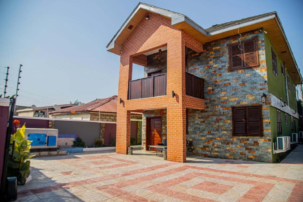 אקרה Bays Boutique Apartment מראה חיצוני תמונה