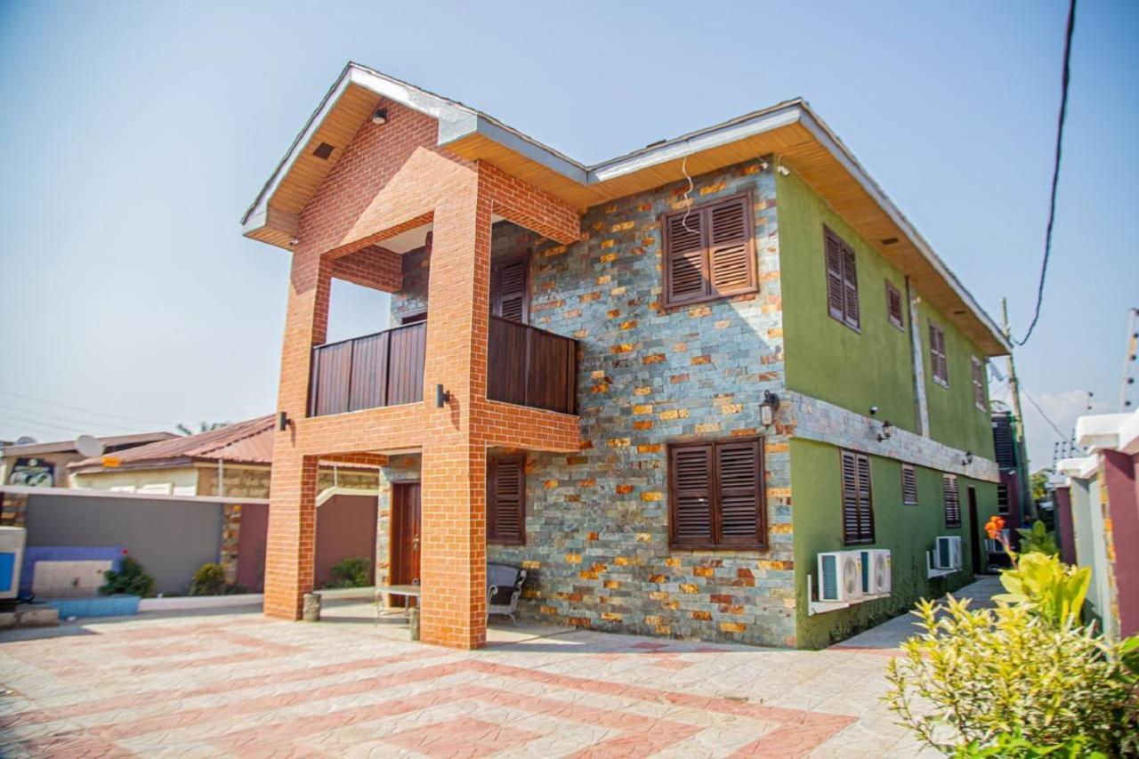אקרה Bays Boutique Apartment מראה חיצוני תמונה