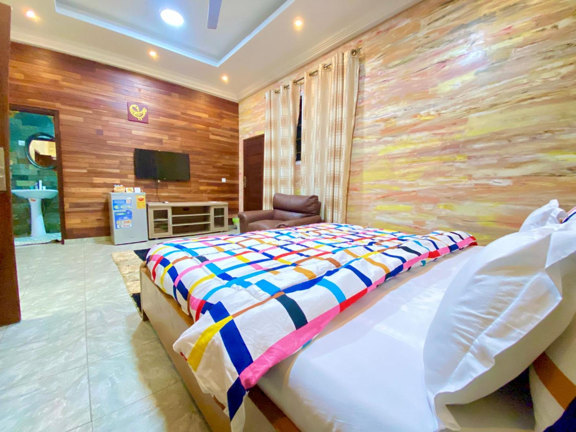 אקרה Bays Boutique Apartment מראה חיצוני תמונה