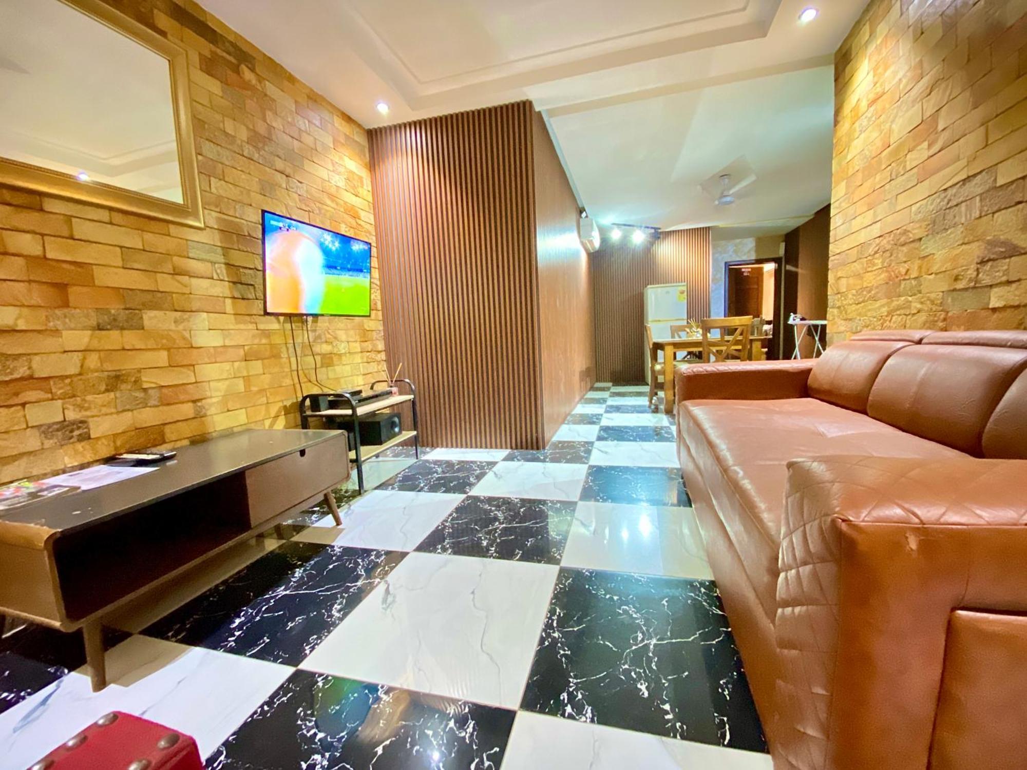 אקרה Bays Boutique Apartment מראה חיצוני תמונה