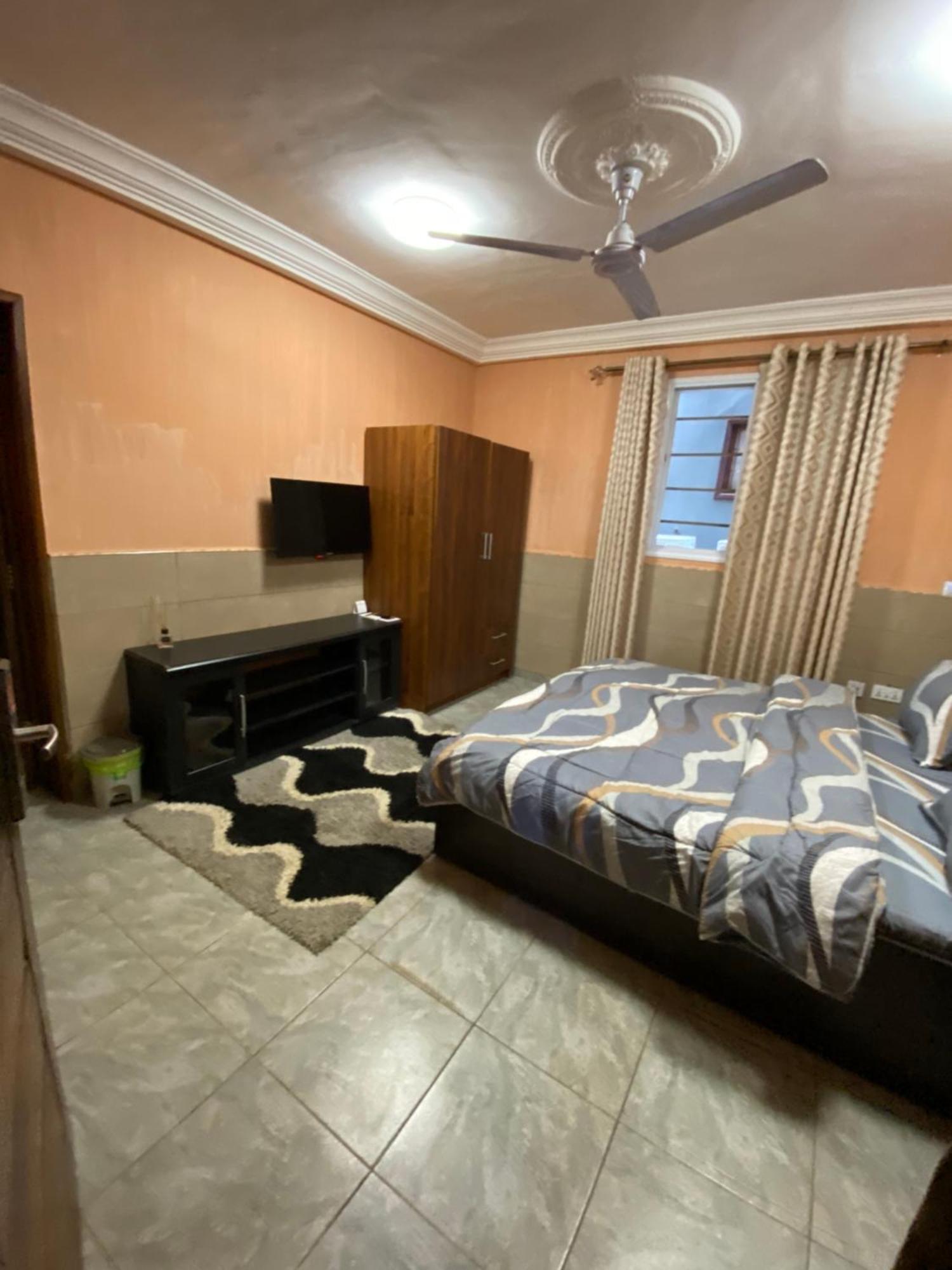 אקרה Bays Boutique Apartment מראה חיצוני תמונה