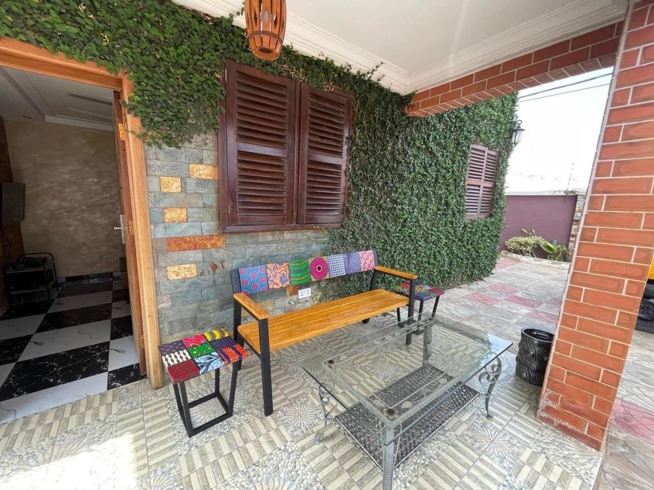 אקרה Bays Boutique Apartment מראה חיצוני תמונה