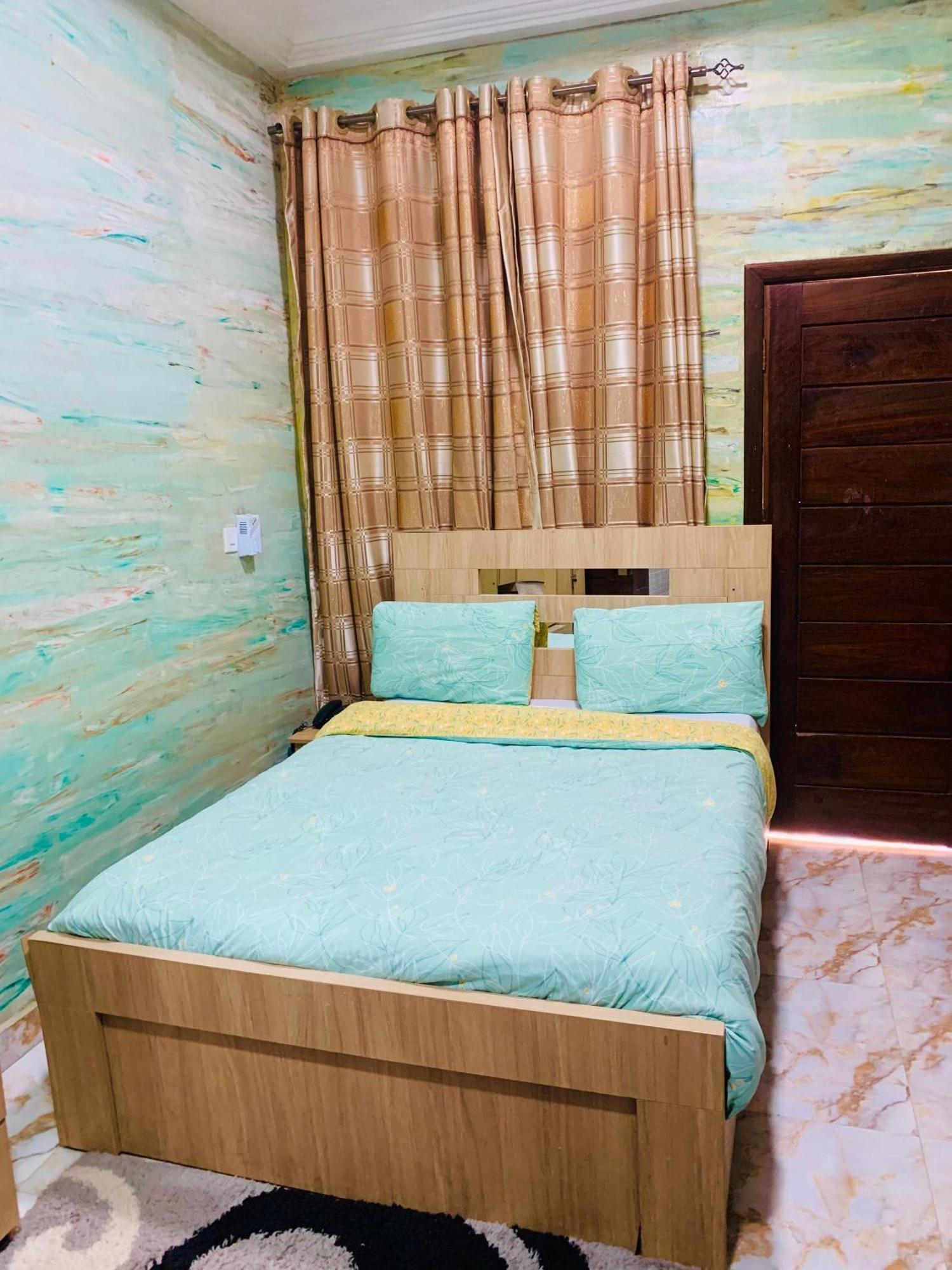 אקרה Bays Boutique Apartment מראה חיצוני תמונה