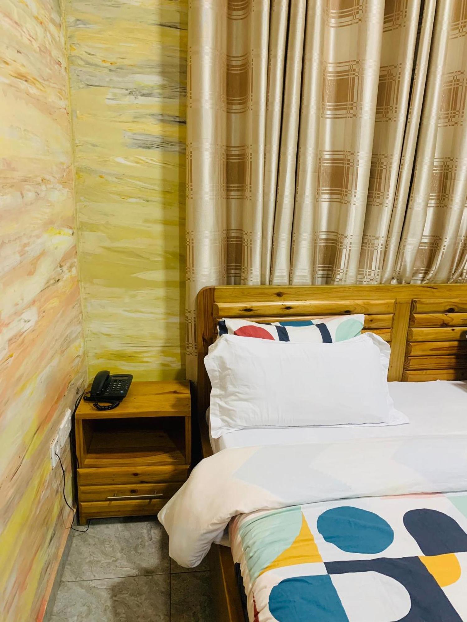אקרה Bays Boutique Apartment מראה חיצוני תמונה