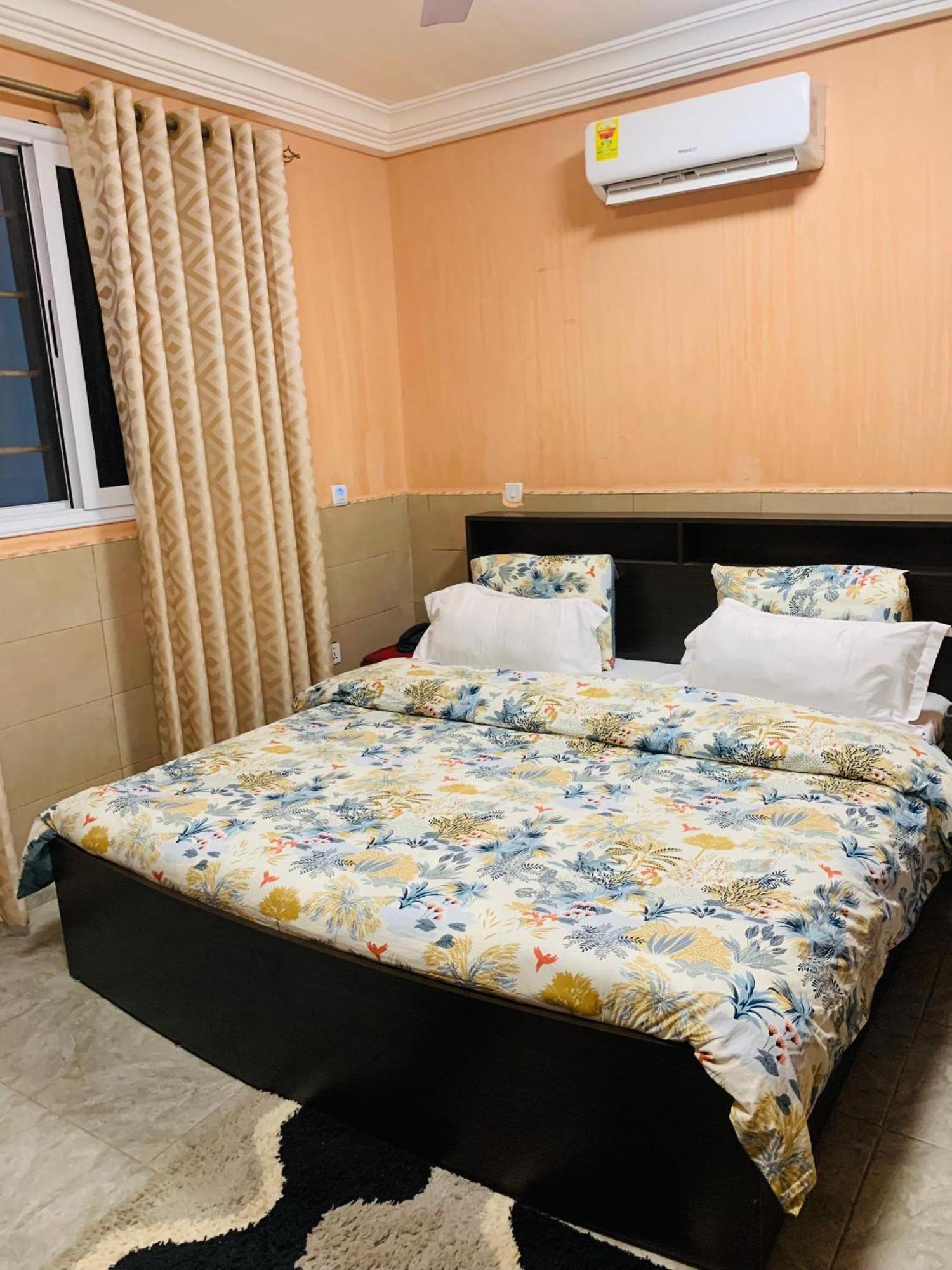 אקרה Bays Boutique Apartment מראה חיצוני תמונה
