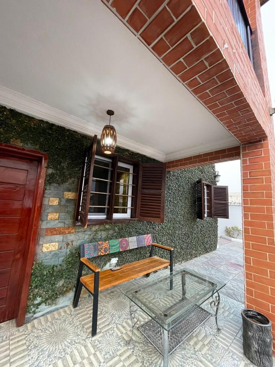 אקרה Bays Boutique Apartment מראה חיצוני תמונה